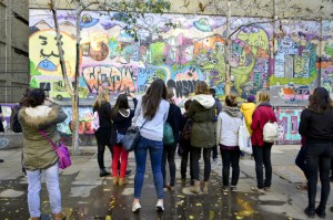 Conozca el street art de Santiago con expertos