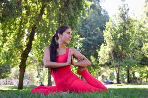 Gratis: Practicar yoga mirando la ciudad