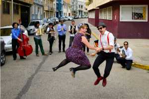 Bailes en la calle