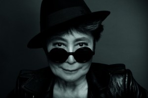 Una charla para conocer a Yoko Ono
