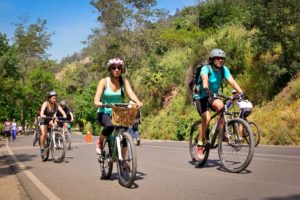 Celebre el Día Mundial de la Bicicleta pedaleando por Santiago