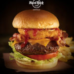 El Hard Rock Café celebra su aniversario con hamburguesas a $710