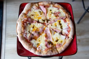 Isabella Pizza: Nuevo delivery de pizza de masa madre