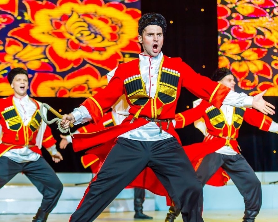 Ejército Rojo de Moscú trae música y danzas rusas al Municipal de Las Condes