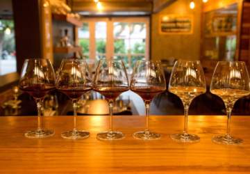 La Cava del Sommelier, el nuevo bar de vinos con copas desde $ 1.000