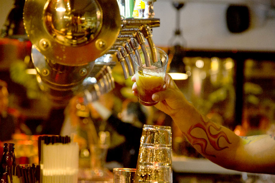 La guía con los mejores bares de cerveza artesanal de Santiago