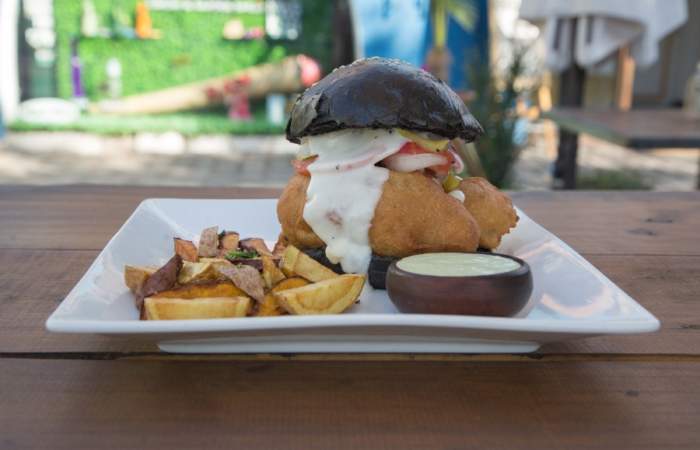 Küdell: El nuevo food truck con sándwich de pescado frito de Providencia
