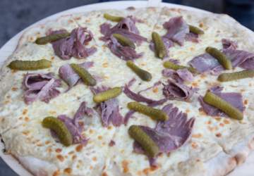 Massamelo’s Pizza: La nueva pizzería con charcutería artesanal