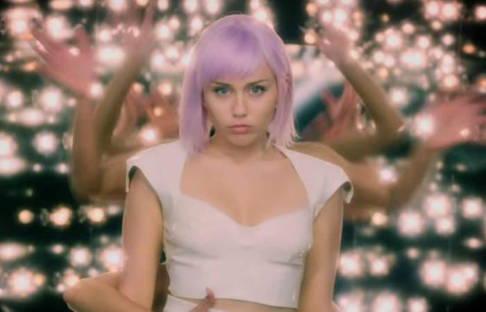 Miley Cyrus en la quinta temporada de Black Mirror Netflix