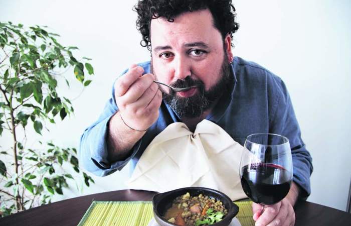 El Recetario popular chileno de Don Tinto te abrirá el apetito con cada página
