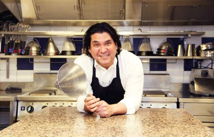 ¡Bravazo! Liberan el libro con 600 recetas de Gastón Acurio, el chef peruano más famoso