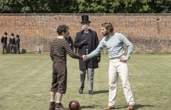 Un juego de caballeros: la miniserie de Netflix que cuenta los orígenes del fútbol