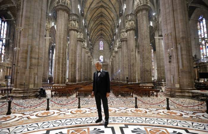 Revive el emotivo concierto de Andrea Bocelli en la Catedral de Milán