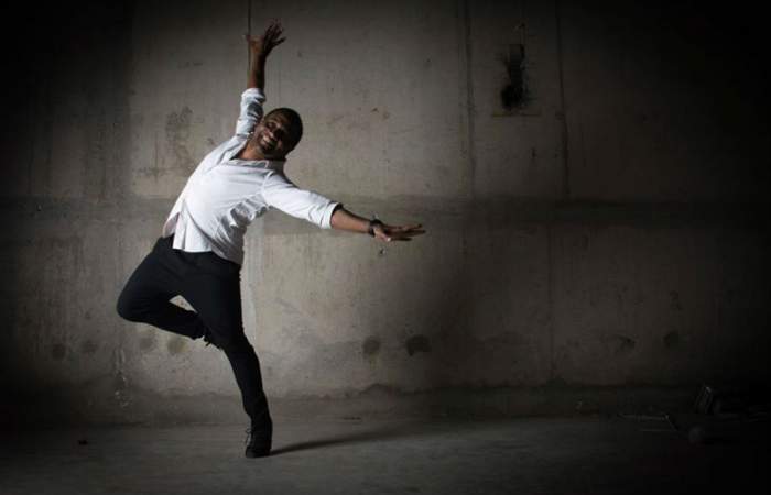 El coreógrafo Angel Torrez hará una clase gratuita de baile vía Zoom