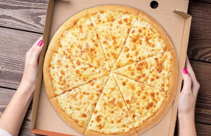 Little Caesars no se va de Chile y lanza delivery de pizza a $ 5.000