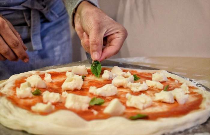 Pica: un kit para hornear pizza de masa madre en tu casa