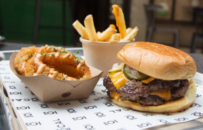 Local Burger: las hamburguesas hechas a mano que tientan en Providencia