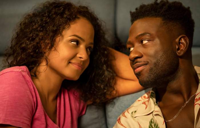El resort del amor: la comedia romántica de Netflix que lleva de viaje al paraíso