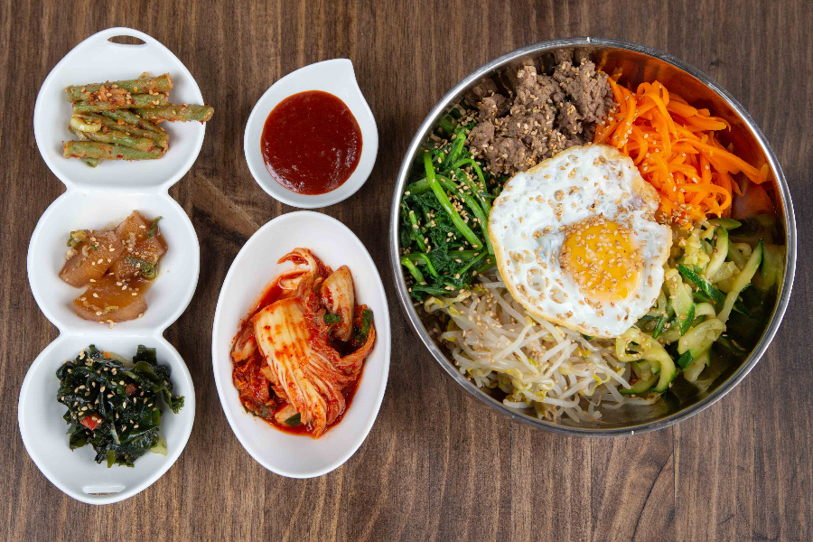 Comida coreana ¿QUÉ SON LOS BANCHAN?