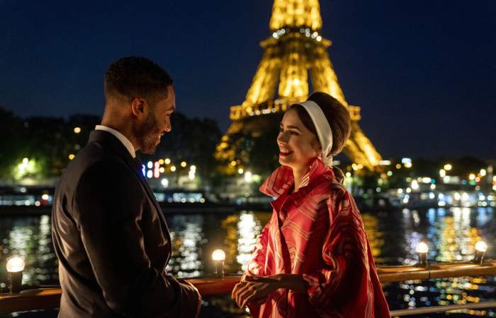 Emily en París: la Ciudad Luz se vuelve a teñir de comedia, enredo y romance en la temporada 2 de la serie de Netflix