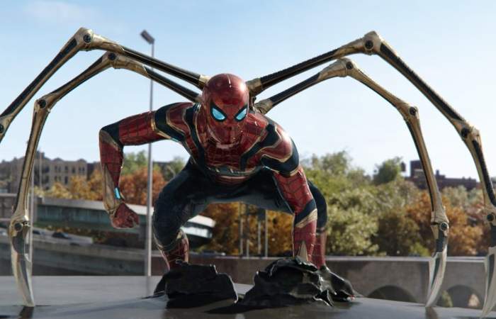 En Spider-Man: sin camino a casa el joven superhéroe enfrenta su aventura más compleja