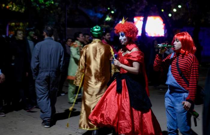 Las fiestas de Halloween en Santiago que van prender la terrorífica Noche de Brujas