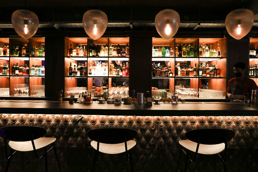 Forá: el nuevo bar y restaurante en Santiago que te dejará sin aliento