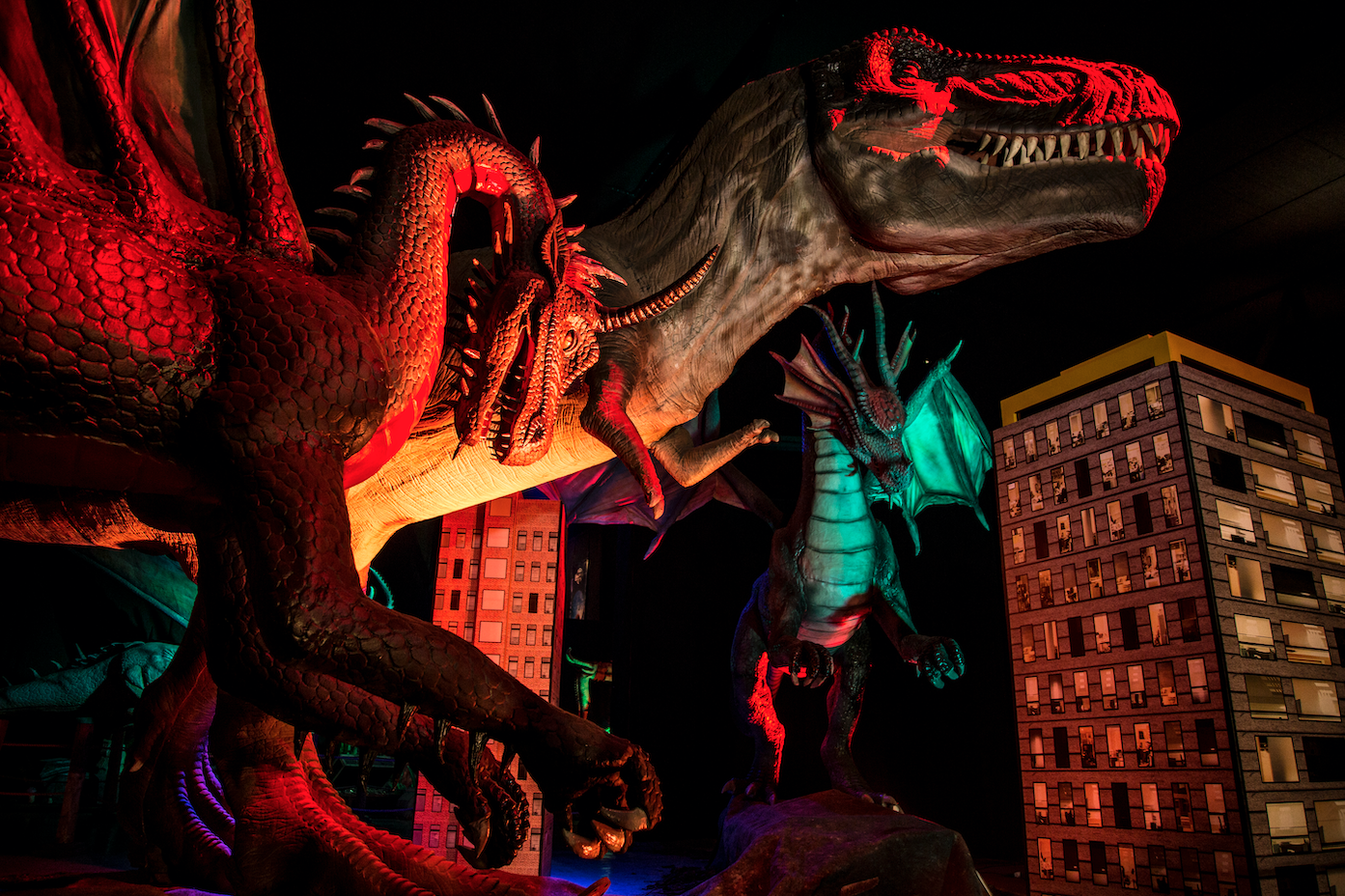 Dinosaurios y dragones invadirán Estación Mapocho este 2022