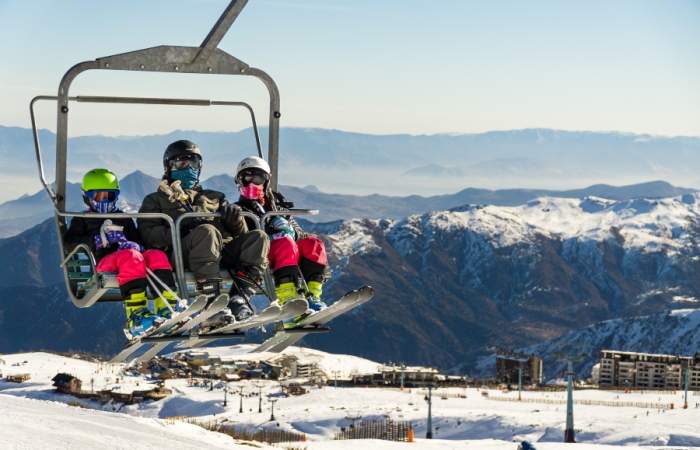 A disfrutar la montaña: El Colorado inaugura su temporada de invierno 2022