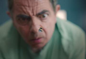 Hombre vs. abeja: la nueva y ágil comedia con el protagonista de Mr. Bean