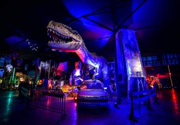 Dinosaurios y dragones fantásticos: las gigantescas criaturas que asombran en Estación Mapocho