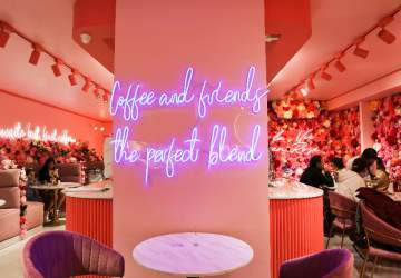 La vida en rosa: 3 cafés en Santiago donde el rosado la lleva