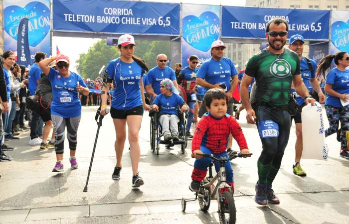 La corrida familiar Teletón llega al Parque O’Higgins para sumarse a la jornada solidaria