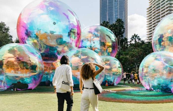 Burbujas gigantes sorprenderán en el Parque Balmaceda en la nueva versión del Festival Hecho en Casa