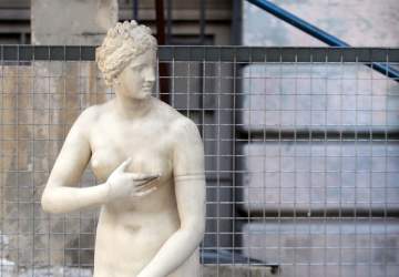 Las esculturas recuperadas desde la Escuela Militar ya se pueden ver en el Museo de Bellas Artes