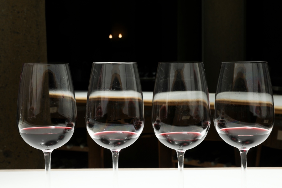 Saturnalia: vinos, gastronomía, destilados y vinilos en Providencia