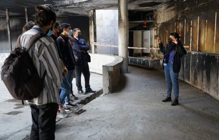 A tres años del incendio: Museo Violeta Parra abre con visitas guiadas por sus ruinas