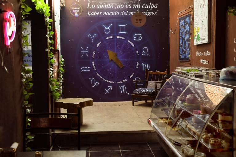 Astrology Coffee: El Primer Café Astrológico Está En Barrio Italia