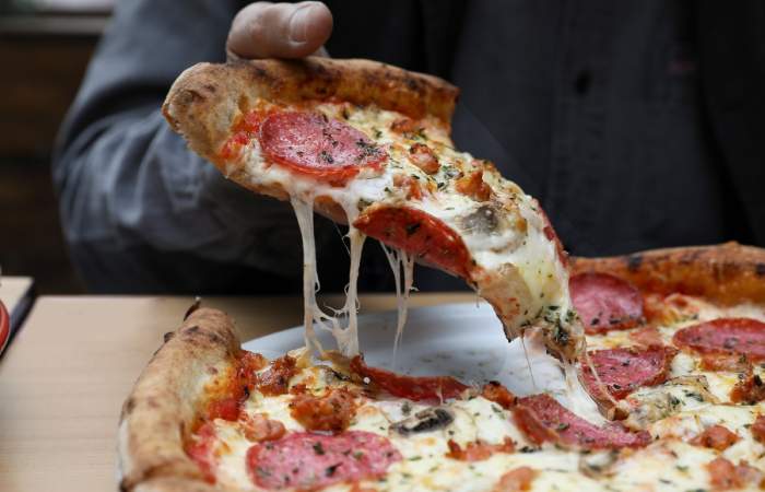 Día de la Pizza: tres lugares para celebrar con festín de pizzas y comer todas las quieras