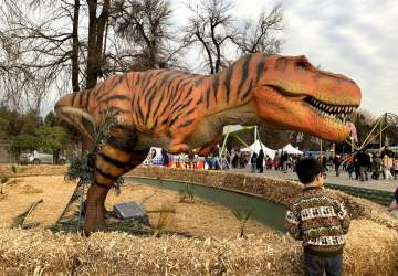 Invierno Jurásico: el parque gratuito en La Reina lleno de dinosaurios, juegos y diversión