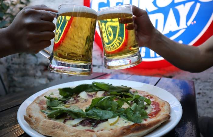 Saint George’s Day: el nuevo tenedor libre de pizzas con refill de cerveza en barrio Yungay