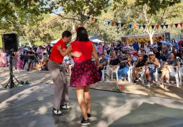 Expo Vintage: una feria gratis con música, baile y autos retro en el Parque Araucano