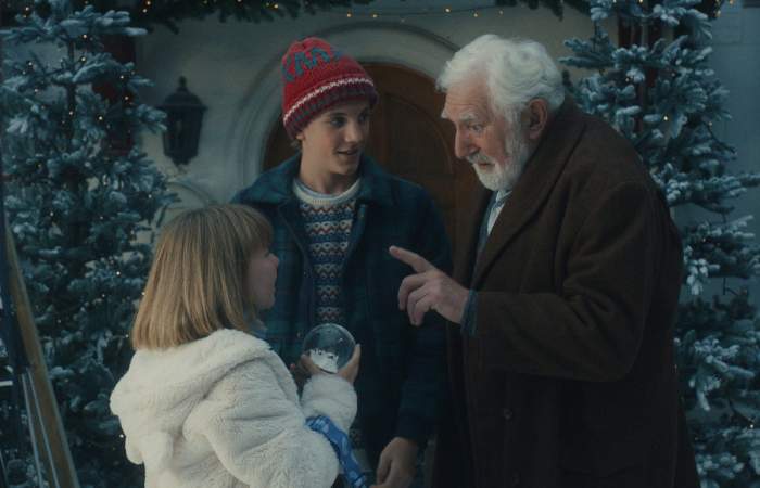 La familia Claus 3: Santa y su nieto retornan en una secuela donde su secreto corre peligro