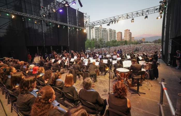 Gratis y al aire libre: la Orquesta Sinfónica interpretará Carmina Burana en pleno Parque Araucano
