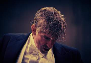 Maestro: el estilizado e imperdible biopic de Netflix sobre Leonard Bernstein
