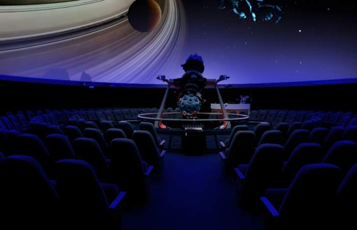 Küze Fulldome: un asombroso festival de arte inmersivo se toma el Planetario