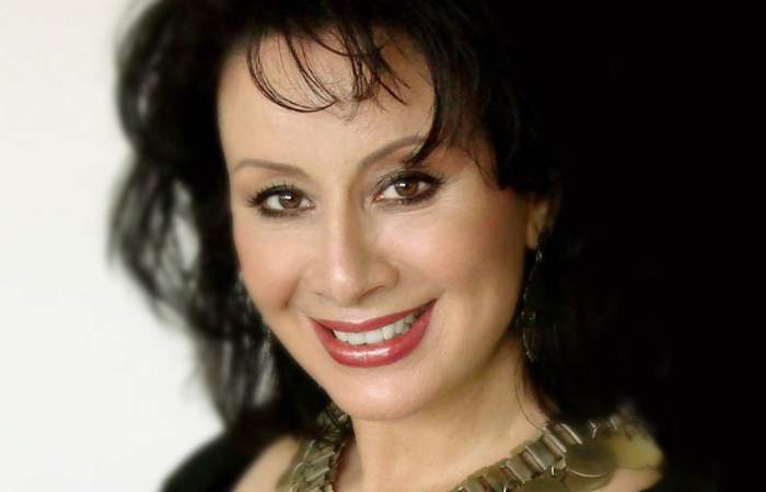 La famosa soprano Verónica Villarroel dará un concierto gratis y al aire libre en pleno centro de Santiago