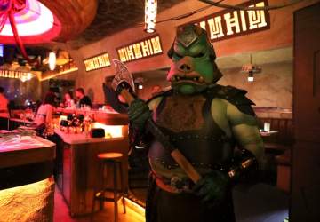 Nowas Cantina: el bar de otra galaxia que sorprende en Santiago