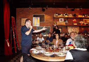Paul Grieco: el reconocido sommelier de Nueva York aterrizó en un Chile con un pop-up de su bar de vinos