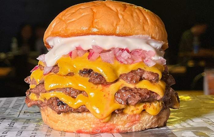 La Birra Bar: probar la hamburguesa elegida como la mejor de Miami